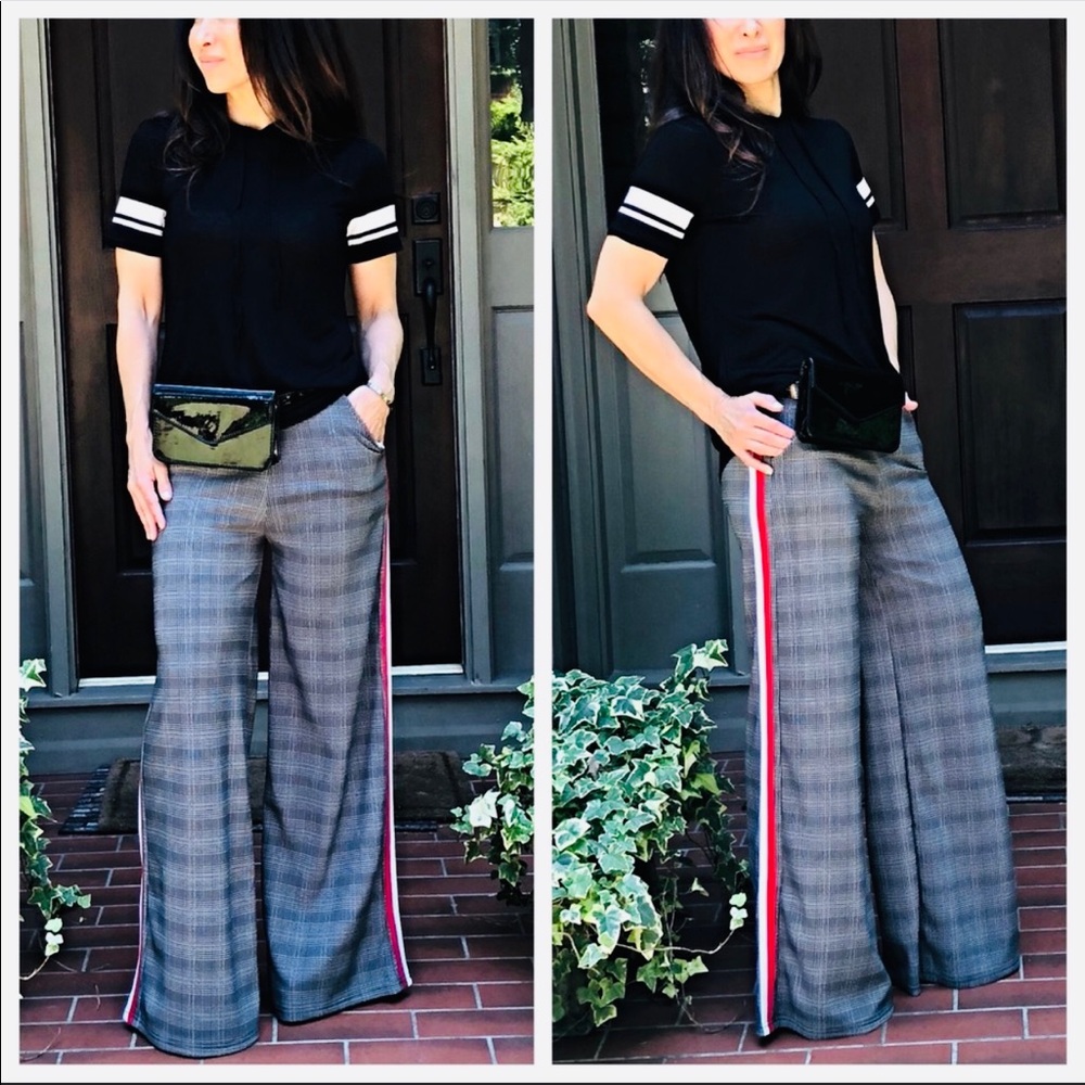 ✨LAST ONE ✨Black hooded color block sleeves top - Picture 4 of 8